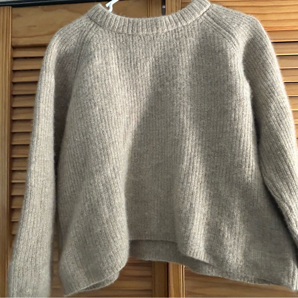 Women’s Quince Cashmere Cozy Beige Short Sweater